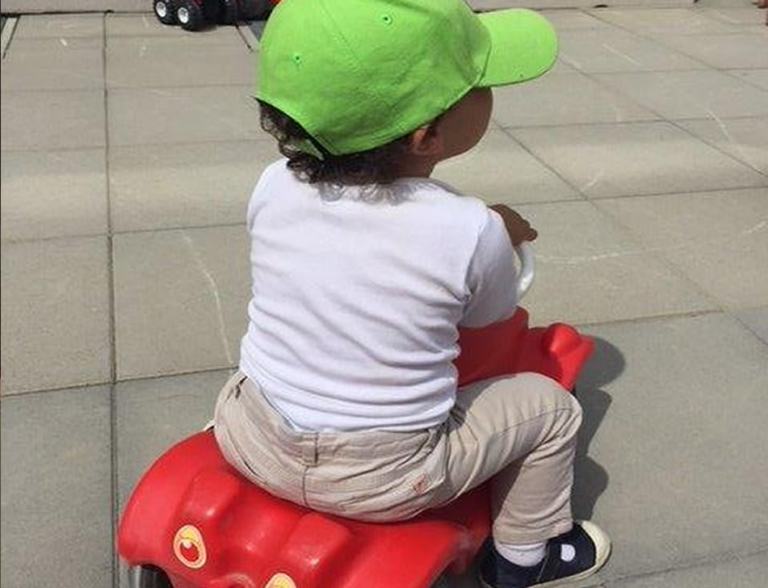 le-cerf-volant-trotteurs-slide